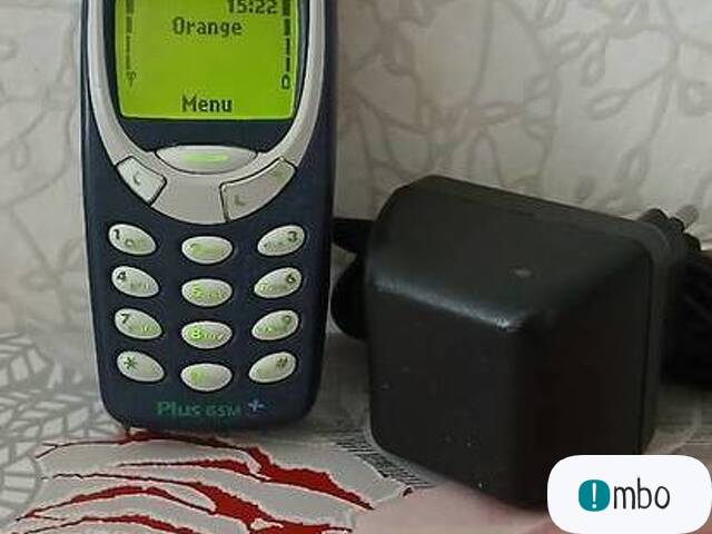 Nokia 3310 z ładowarką - 1